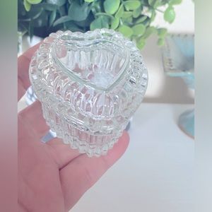 Homco Glass Heart crystal Trinket Jewelry Ring Box with Lid Vintage 3"